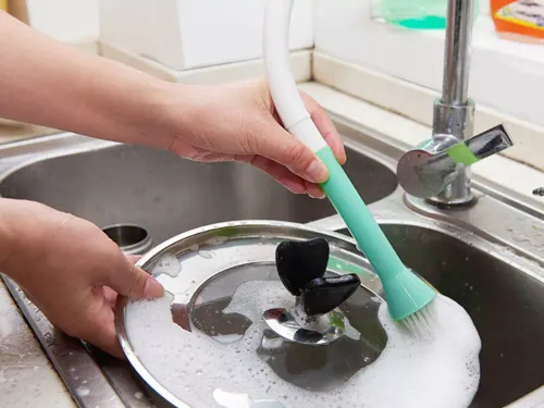 Przedłużka szczotka do kranu baterii zlewu na kran na Arena.pl