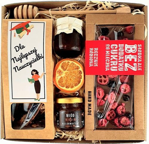 Kosz prezentowy na zakończenie roku personalizowany zestaw dla nauczyciela na Arena.pl