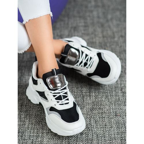Stylowe Sneakersy r.41 na Arena.pl