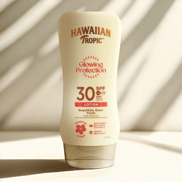 Hawaiian Tropic Glowing Protection do opalania SPF 30 zdjęcie 6