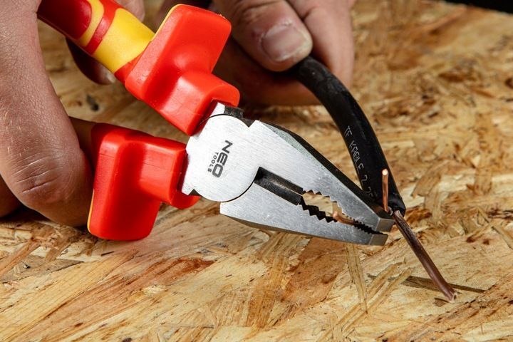 NEO ZESTAW SZCZYPIEC 1000V KOMBINERKI 160 mm Boczne Wydłużone Kombinerki zdjęcie 15
