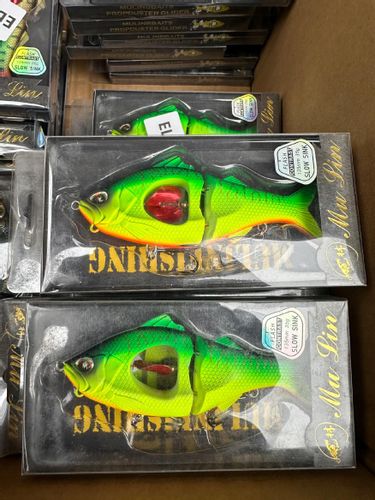 PRZYNĘTA WOBLER XXL na SZCZUPAKA SUMA Obrotowy WAHADŁO 13,5 cm 35g na Arena.pl