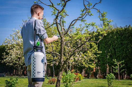 OPRYSKIWACZ CIŚNIENIOWY RĘCZNY DUŻY POJEMNOŚĆ 8L REGULACJA LANCA 98CM na Arena.pl