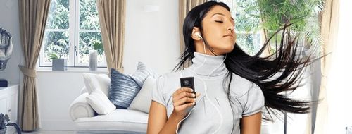 Odtwarzacz MP4 / MP3 8 GB Hyundai microSD MPC501GB8FMB WMA, AMV, JPG na Arena.pl