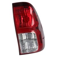 LAMPA TYLNA PRAWA TOYOTA HILUX VIII 2015 2016 2017 2018