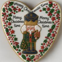 CIASTKO LUKROWANE DZIADEK DO ORZECHÓW NO.32A SERCE ROZ.M RĘCZNIE ROBIONE