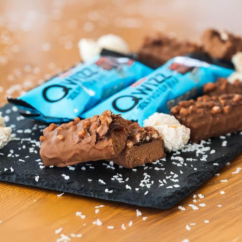 Nutrend - Qwizz Protein Bar 60 g - czekolada i kokos na Arena.pl