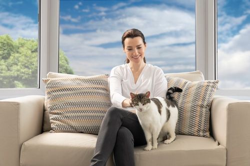 FURminator dla kotów krótkowłosych średnich dużych sierść krótka M/L Large na Arena.pl