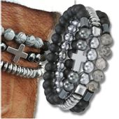 Zestaw 3 modnych bransoletek z krzyżem i matowymi koralikami