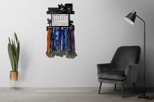 Wieszak na medale TANIEC z kalendarzem i ramką na zdjęcie twoje imię 392.1 na Arena.pl