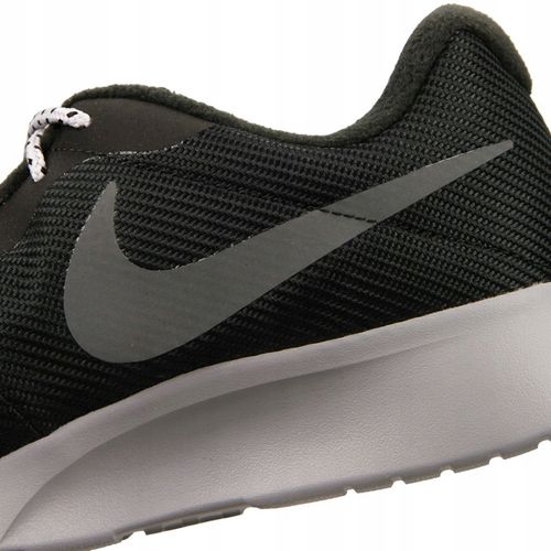 Buty Nike Tanjun Se M AR1941-005 r.46 na Arena.pl