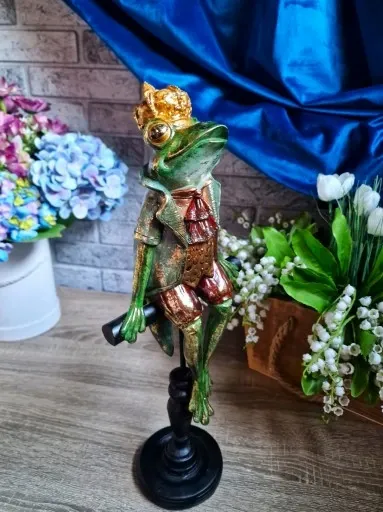 FIGURKA FIGURA ŻABA ŻABKA SIEDZĄCA W KORONIE model II zdjęcie 7