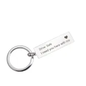 Brelok z Napisem Drive Safe - Stylowy Gadżet dla Kierowcy