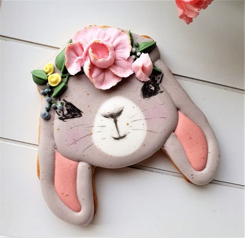 CIASTKO KWIATOWY ZAJĄCZEK na Arena.pl