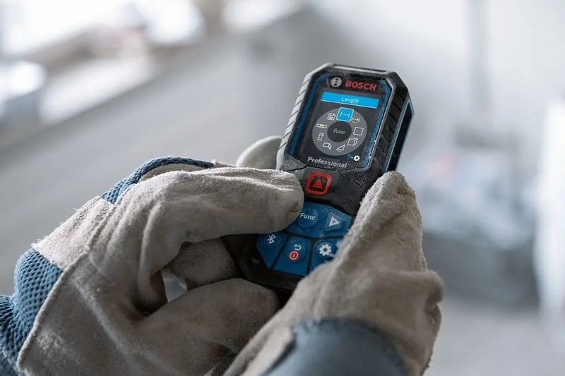 Dalmierz laserowy Bosch Professional MIERNIK ODLEGŁOŚCI Bluetooth 50m IP65 zdjęcie 2