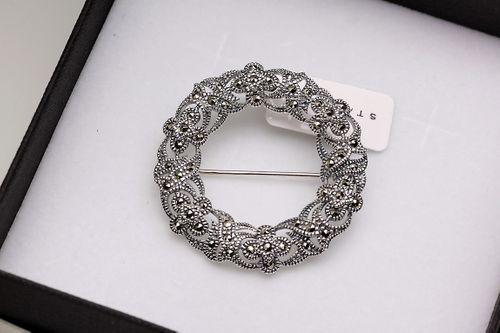 Broszka Staviori RDM2855 na Arena.pl