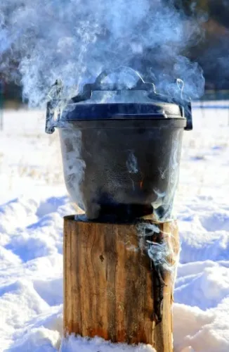 KOCIOŁEK ŻELIWNY Myśliwski 10L Garnek na ognisko na Arena.pl