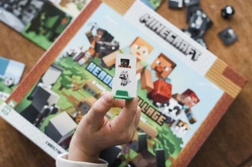 Gra planszowa RAVENSBURGER Minecraft Uratuj wioskę zdjęcie 7