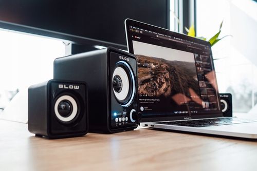 ZESTAW GŁOŚNIKÓW KOMPUTEROWYCH SUBWOOFER 2.1 USB SD AUX RADIO FM LED 11W na Arena.pl