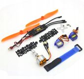 Zestaw silnik A2212 2200KV, ESC 40A 2x śmigło 6035 serwa JAKAR