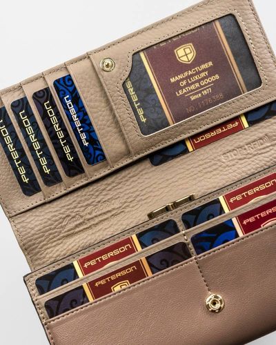 duży portfel damski z wężowym wzorem - peterson na Arena.pl