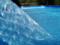 Folia bąbelkowa ochronna na basen 240 x 850cm z UV