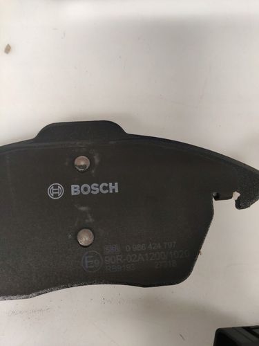 BOSCH KLOCKI HAMULCOWE PRZÓD VW PASSAT B6 na Arena.pl