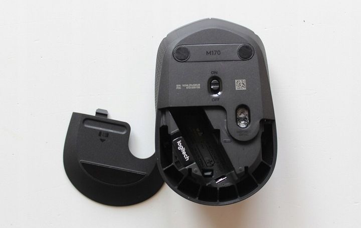 Myszka bezprzewodowa Logitech M170 sensor optyczny zdjęcie 8