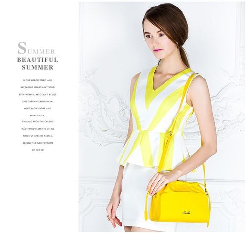 Modna torebka do ręki Niebieska na Arena.pl