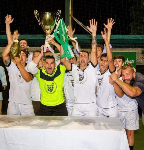 Flaga na nadgarstek do choreografii i wydarzeń TOQUI TOQUI 10 sztuk na Arena.pl