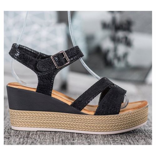 Komfortowe Sandały r.39 na Arena.pl