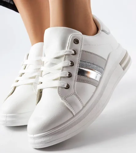 Białe sneakersy na platformie Sacaton 35 na Arena.pl