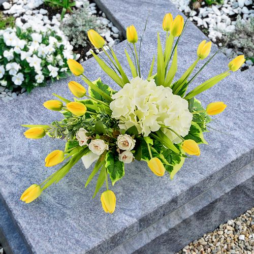 Wiązanka kwiatowa STROIK WIOSENNY na GRÓB CMENTARZ na Arena.pl