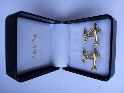 Złote spinki do mankietów Exciting Samolot Boeing Embraer Bombardier Airbus na Arena.pl