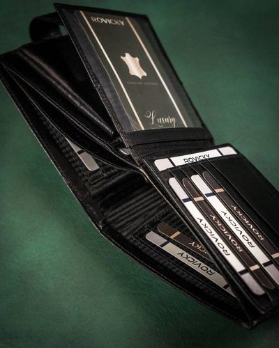 duży, skórzany portfel męski na zatrzask - rovicky na Arena.pl