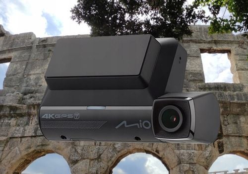 Kamera samochodowa Mio MiVue 955W 4K UHD na Arena.pl