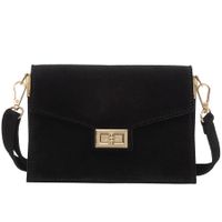 VERA PELLE torebka zamszowa listonoszka z klapą i paskiem V688 czarna