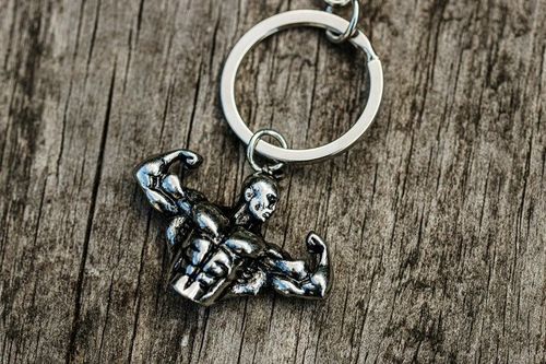 Brelok SIŁACZA na Arena.pl