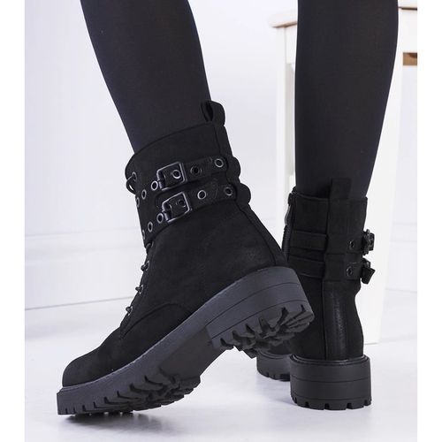 Czarne traperki r.36 na Arena.pl