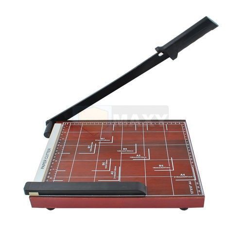 Gilotyna do papieru na Arena.pl