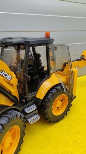 Duży model Koparko - Ładowarka JCB 5CX eco - Ruchome Części - Bruder 02454 na Arena.pl