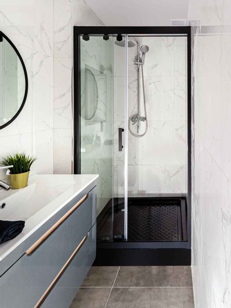 Szklane dzwi prysznicowe do wnęki LOFT 90cm czarne prawe z brodzikiem zdjęcie 2