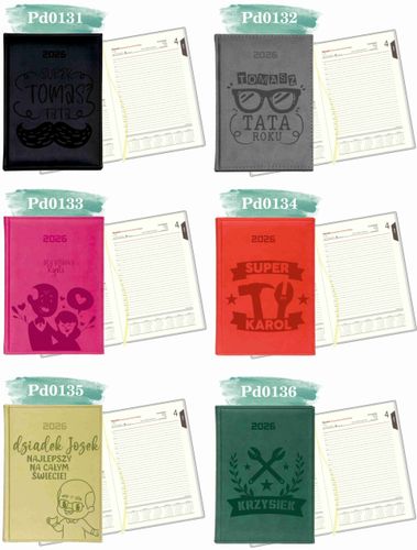 GRAWEROWANY KALENDARZ DZIENNY A5 2026 RÓŻNE WZORY DLA LEKARZA + IMIĘ na Arena.pl