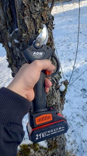 Sekator Nożyce Akumulatorowe Elektryczne Ogrodnicze 2 Baterie 21V Zestaw na Arena.pl