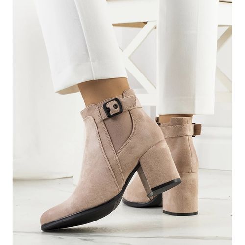 Beżowe botki r.40 na Arena.pl