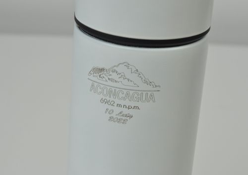 Termos 470 ml logo, grawer BIAŁY 50szt. 6 cm x 22,5 cm na Arena.pl