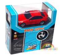 1:28 BMW 320 Si 1:28 sterowany pod kloszem