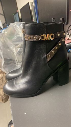 Michael Kors Leather ankle boots FARRAH R38,5 na Arena.pl