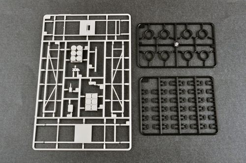 Trumpeter M270/A1 Multiple Launch Rocket System na Arena.pl