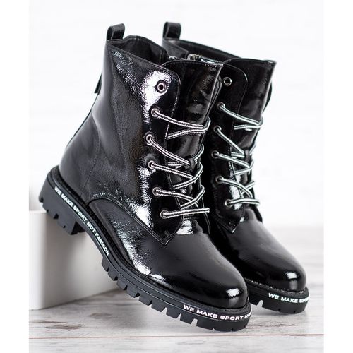 Lakierowane Trapery r.40 na Arena.pl